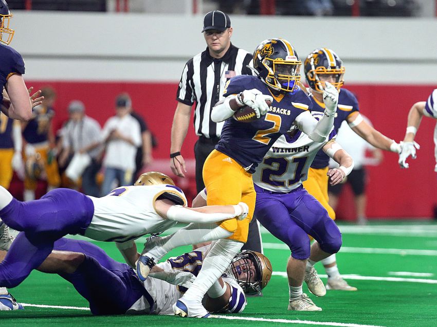 Seven South Dakotans sign to play football at University of Sioux Falls 