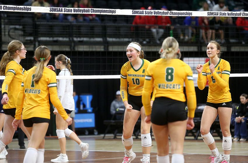 Northwestern battles past Gayville-Volin in five-set thriller, moves onto Class B semifinals