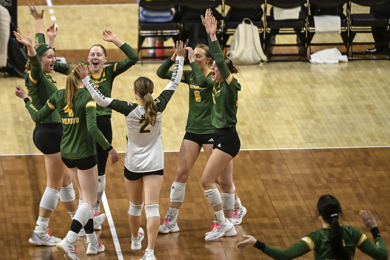 PHOTO GALLERY: CLASS B 3rd place - Northwestern vs Bennett County