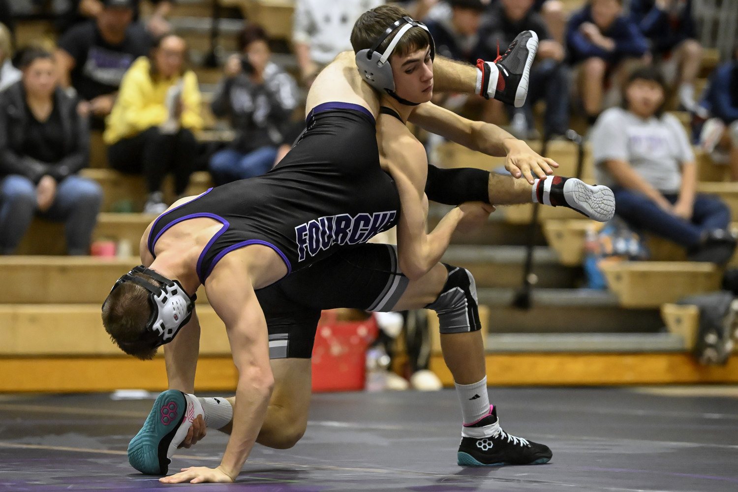 PHOTO GALLERY: Belle Fourche - Brawlers and Patriots wrestling triangular
