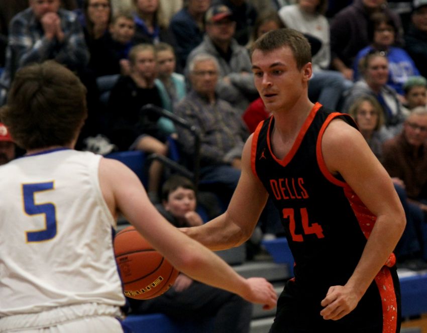 Dec. 8 Boys Basketball Roundup - Dell Rapids outlasts West Central in overtime contest 