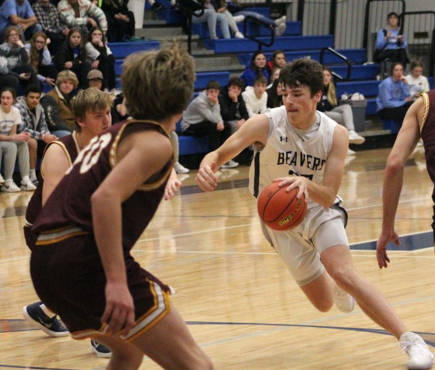 Dec. 11 Basketball Roundup - Hanson boys pick up 19-point win over Ethan 