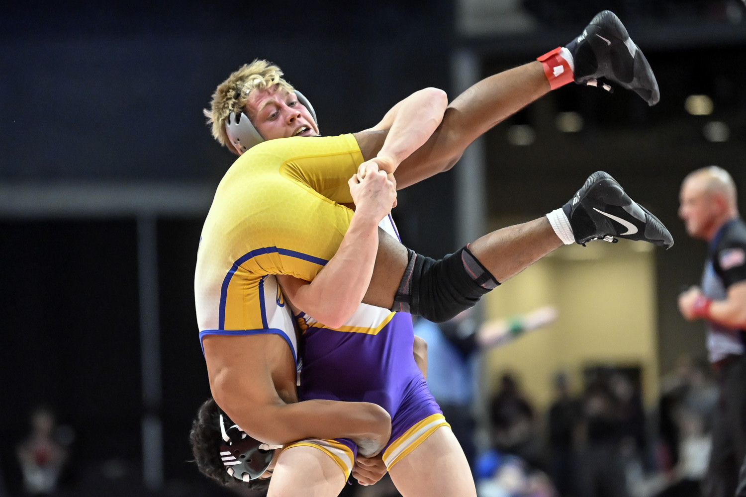PHOTO GALLERY: Boys action from day one of Rapid City Invitational