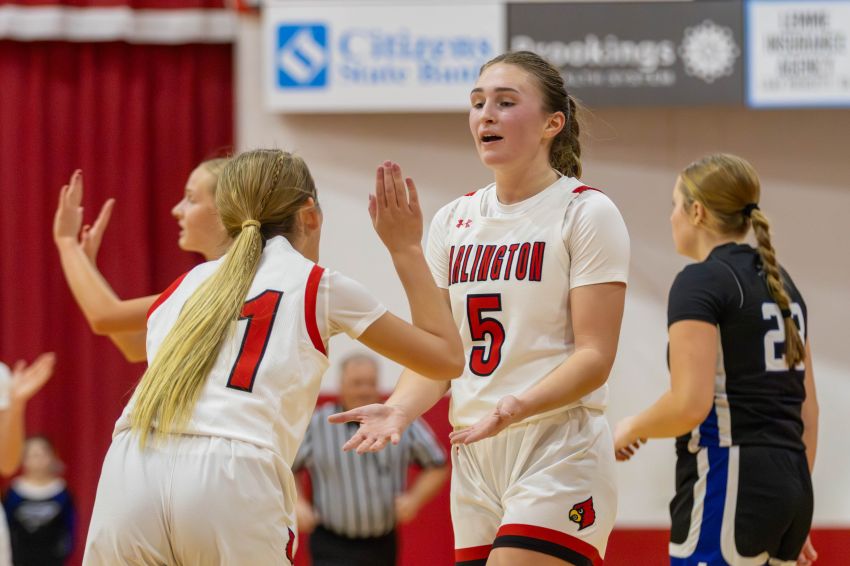 Jaelyn Huntimer setting high standards, breaking records in senior season for Arlington Cardinals