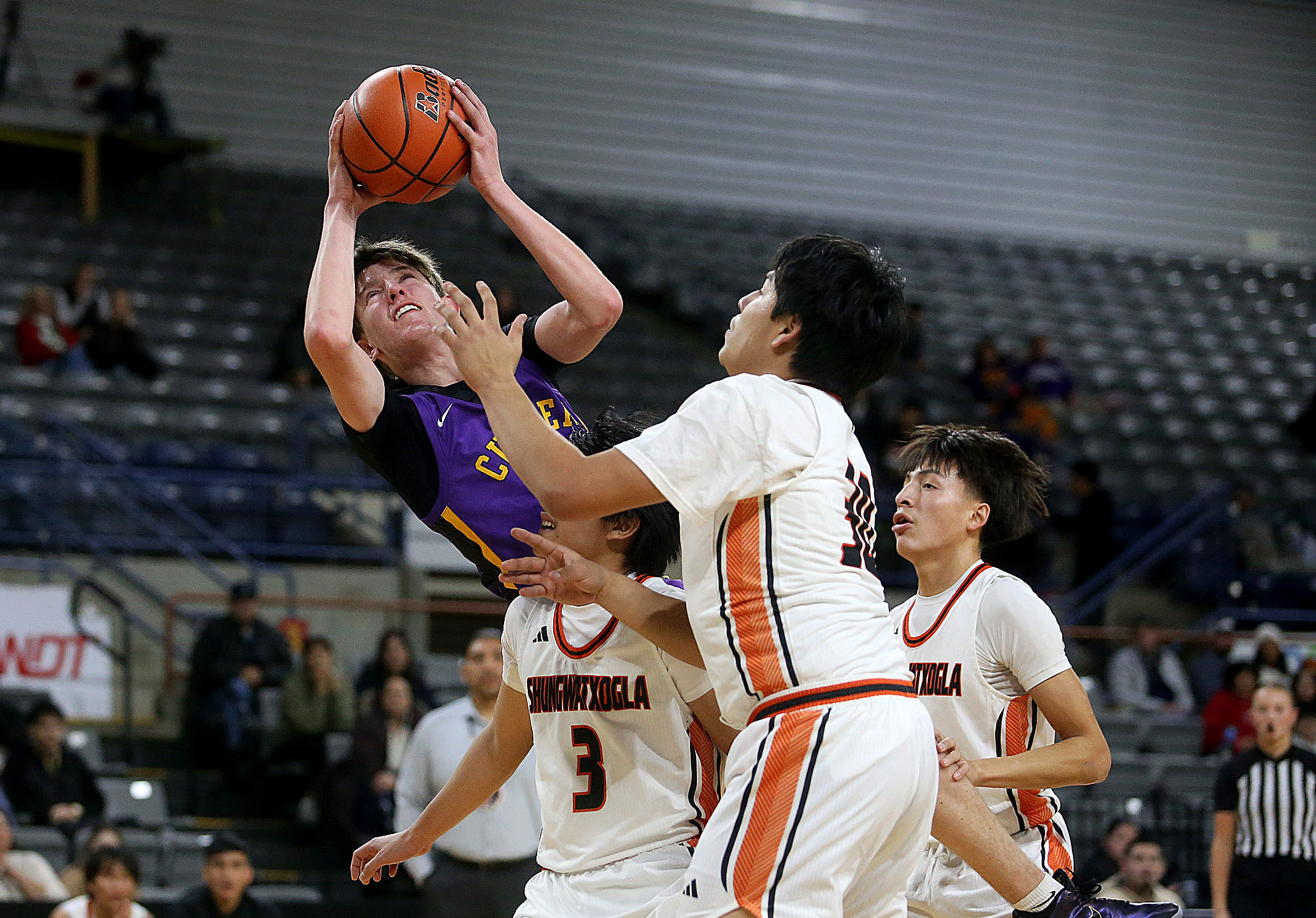 PHOTO GALLERY: Boys LNI Day 2 - Custer vs McLaughlin 