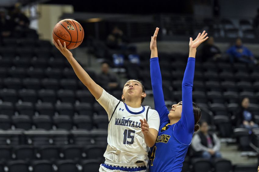 Transfer Shania Ferguson flourishing for No. 1 Mahpiya Luta girls basketball team 