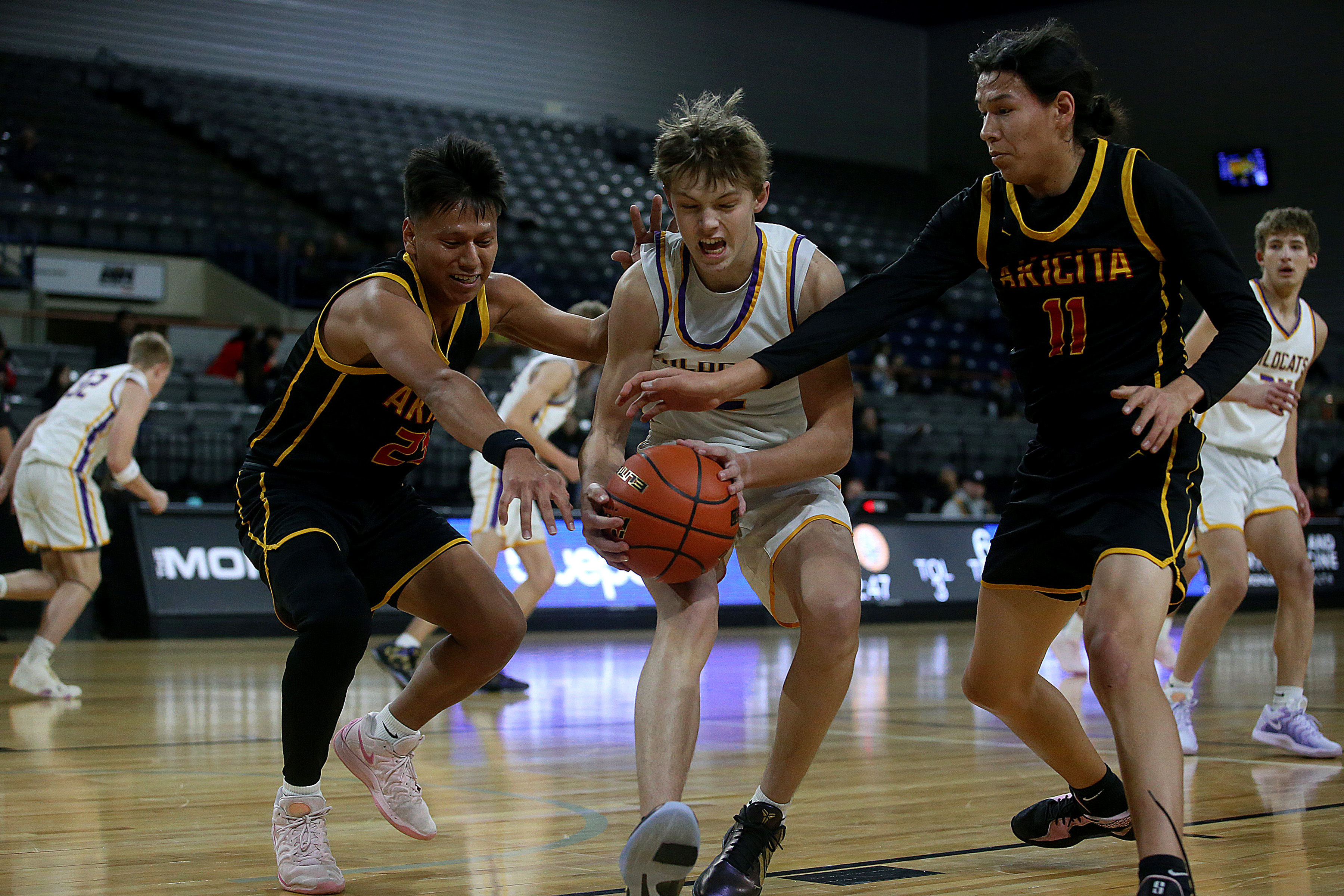 PHOTO GALLERY: Boys LNI Day 4 - Custer vs St. Francis 