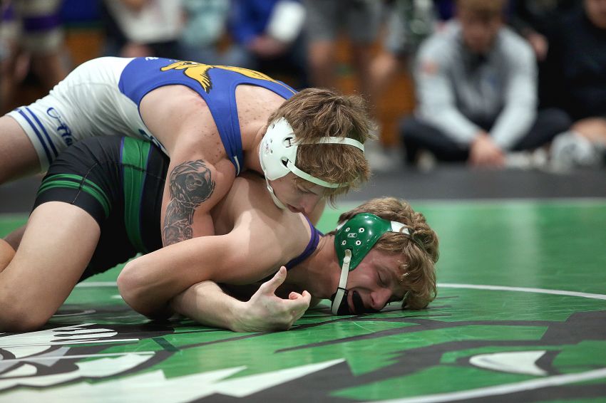 Feb. 1 Wrestling Roundup - Canton looks strong in Thursday night duals
