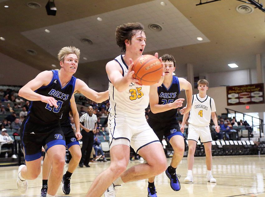 Sioux Valley vs. De Smet highlights Sanford Pentagon Heritage Classic matchups 