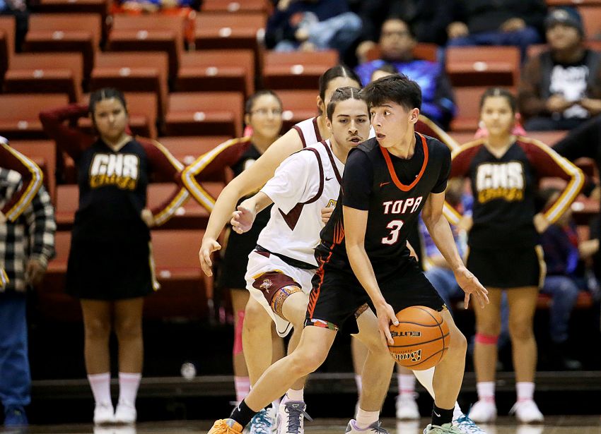 March 3 Boys Basketball Roundup - Tiospaye Topa pulls away from Sunshine Bible Academy for Region 6B victory 