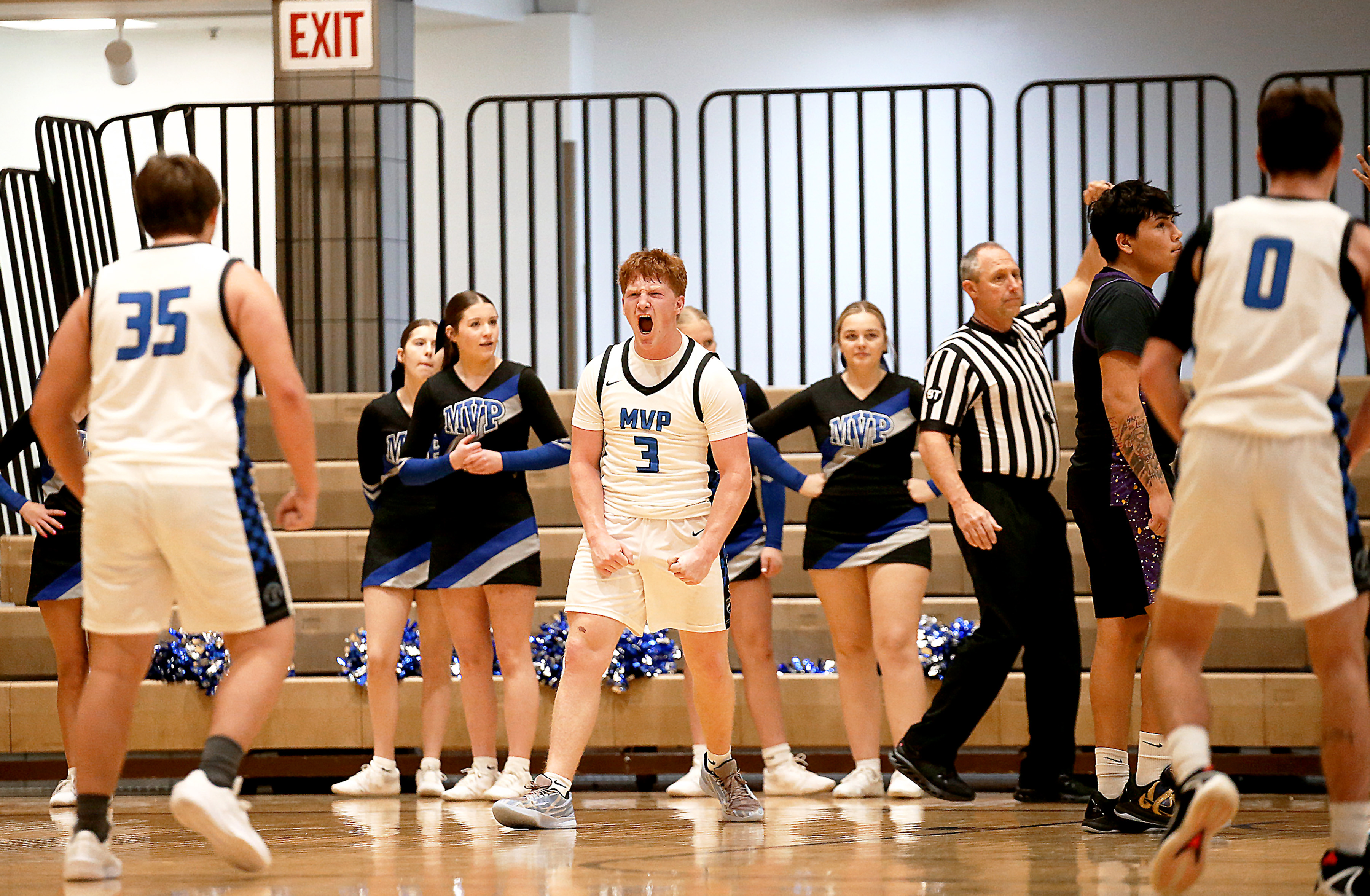 PHOTO GALLERY: Hoop City Classic - Lower Brule vs Mount Vernon/Plankinton 