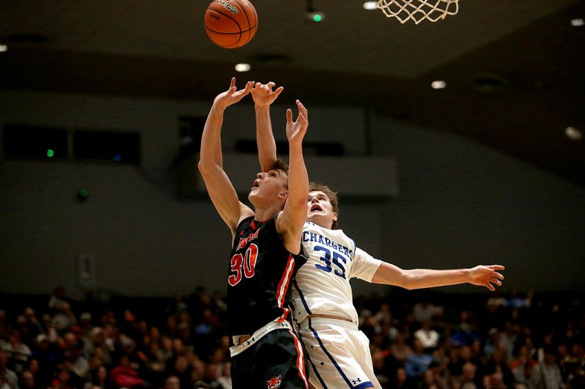 Sioux Falls Christian clips Huron in marquee matchup at the Hoop City Classic 