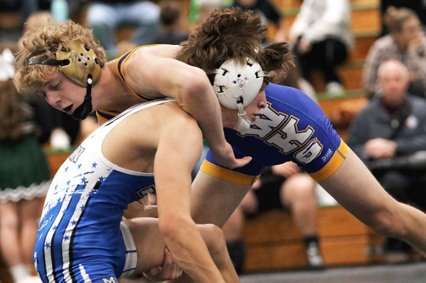 Jan. 4 Wrestling Roundup - Burke Gregory, Sioux Valley and Canton have big nights on the mat