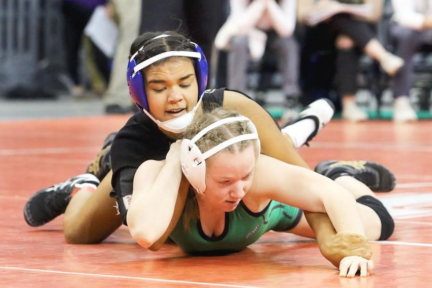 Pierre teams, Canton lead after Day 1 of state wrestling tournament 
