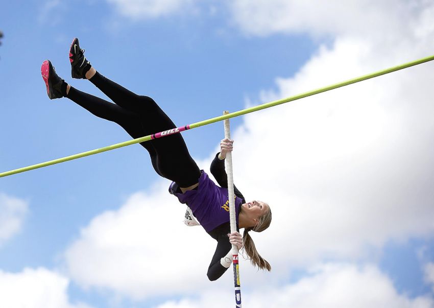 Custer's Ciana Stiefel sets Howard Wood Dakota Relays meet record in the pole vault