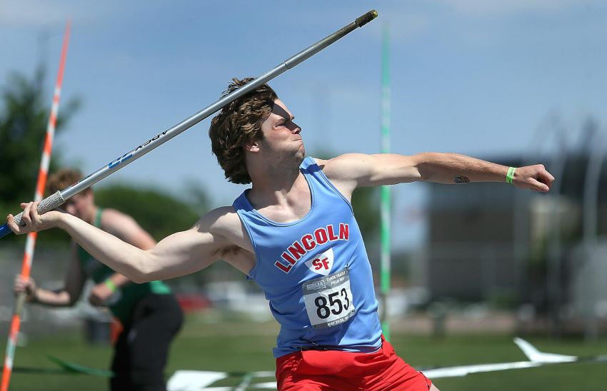 Sioux Falls Lincoln's Jack Smith caps high school career with a state javelin title