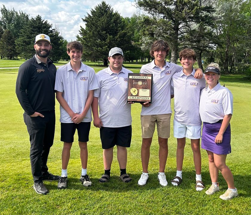 Centerville boys, Baltic girls win Region 3B golf titles 