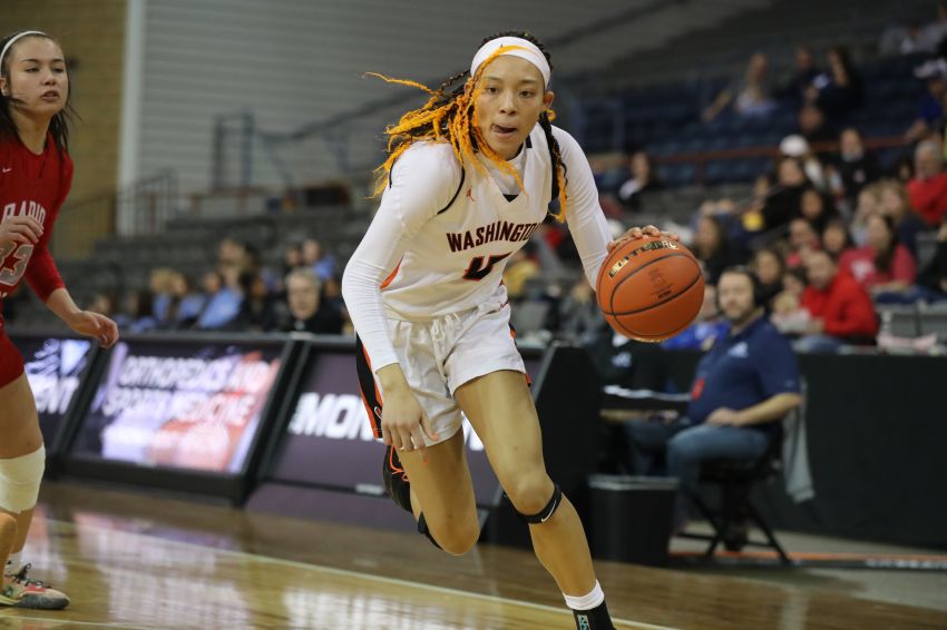 Washington's Mwenentanda headlines star-studded Class AA all-state team