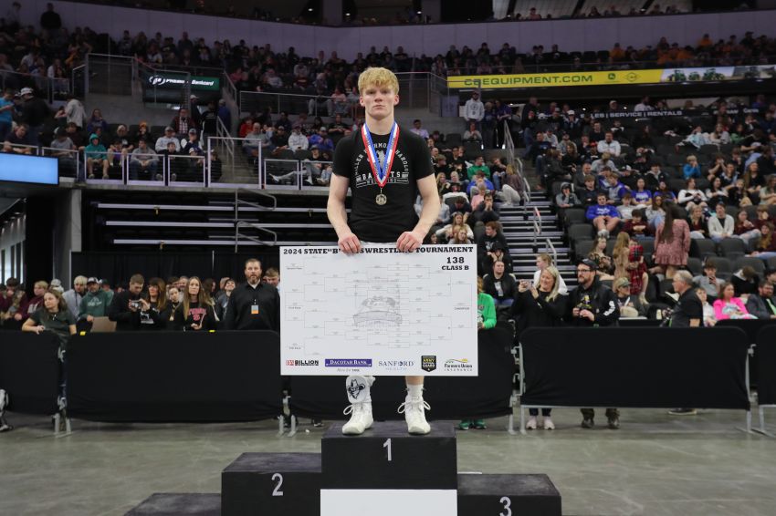 Class B top returners - Miller/Highmore-Harrold's Kellan Hurd aims for third consecutive Class B wrestling title