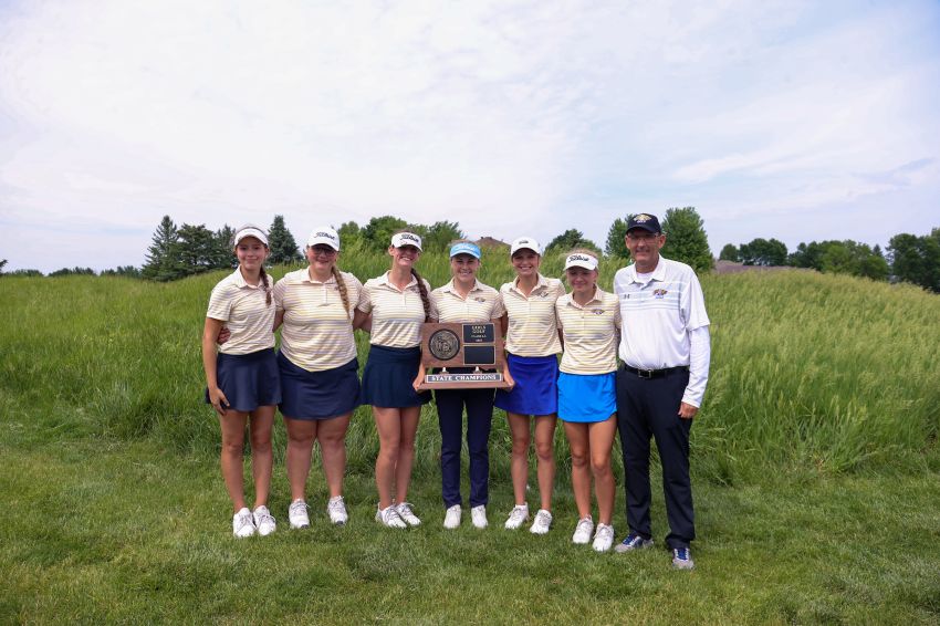 Aberdeen Central cruises to Class AA girls golf team championship