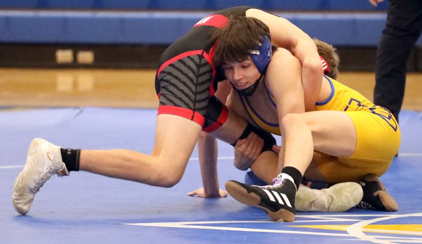 Cheyenne River Sioux Tribe wrestlers finding success at Aberdeen Central