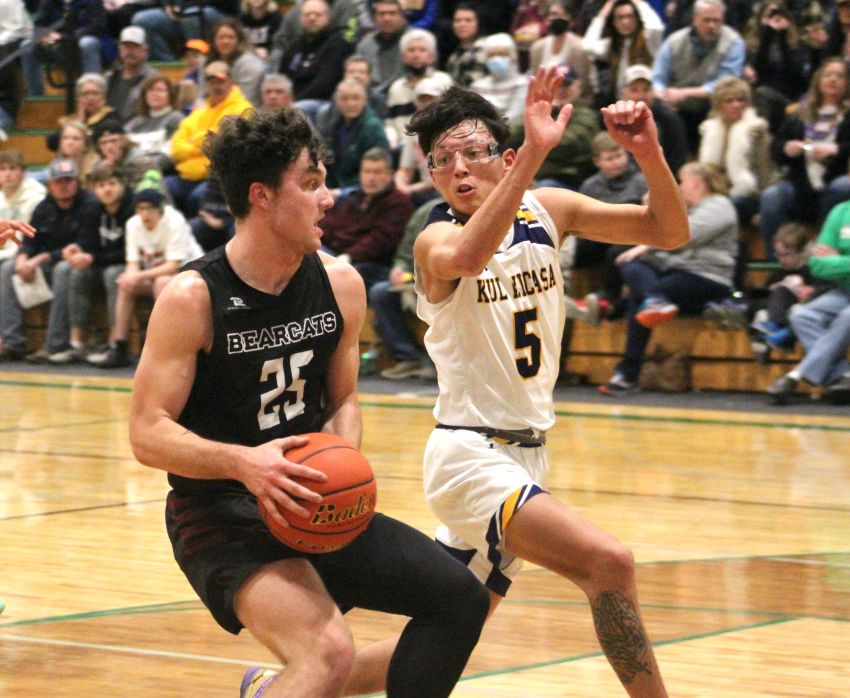 Feb. 12 Basketball Scores