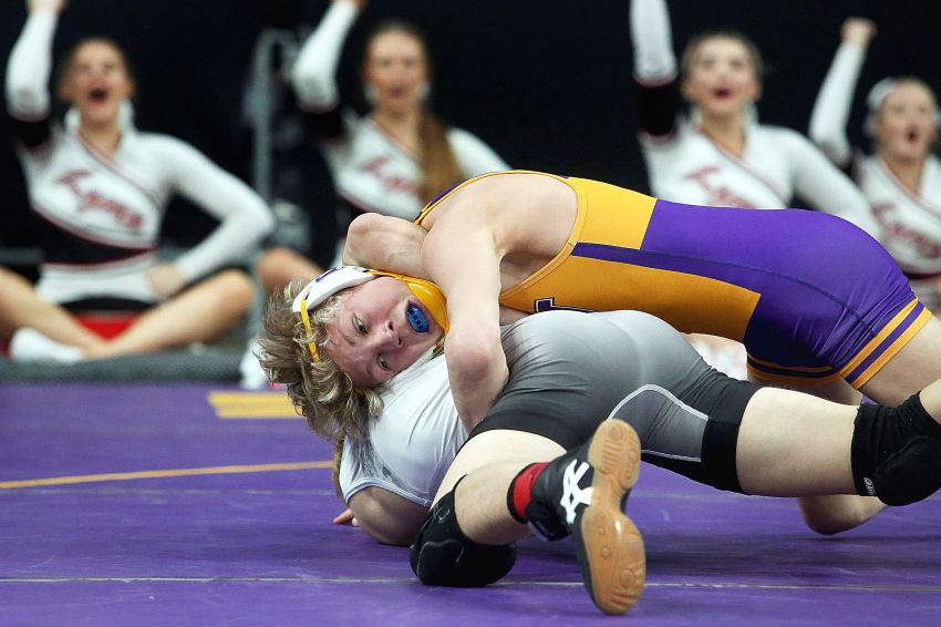 Gage Lohr returns from injury, helps lead Watertown to Region 1A wrestling title