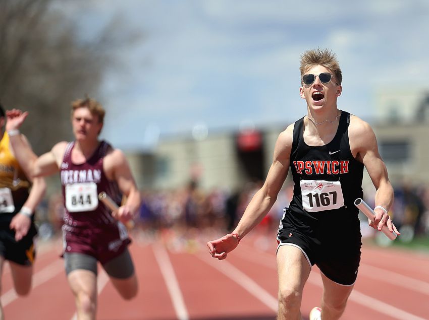 Oft-injured Trevor Heinz leads Ipswich boys into Class B boys track and field contention