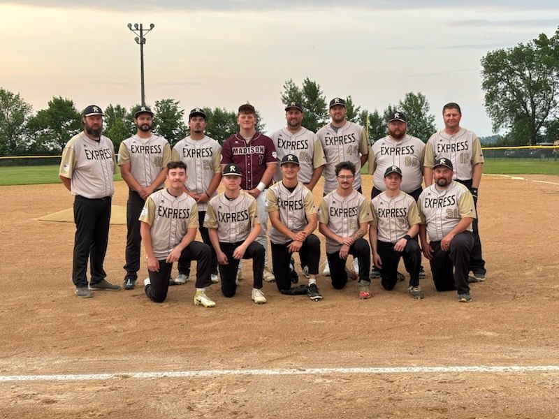Ramona Express plays amateur baseball at newly renovated DeRungs Memorial Field