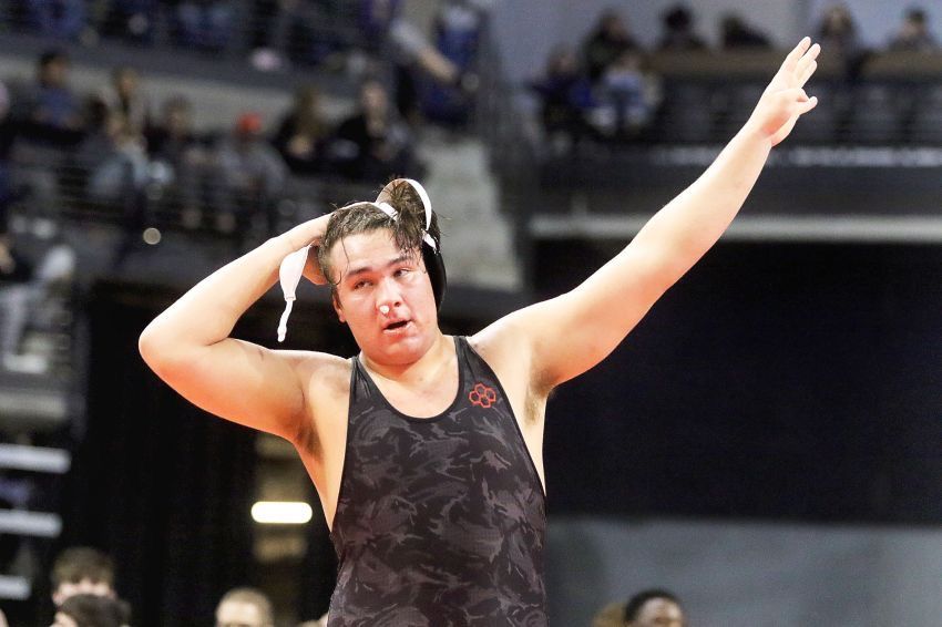 Brandon Valley's Navarro Schunke commits to Kansas State University football team 