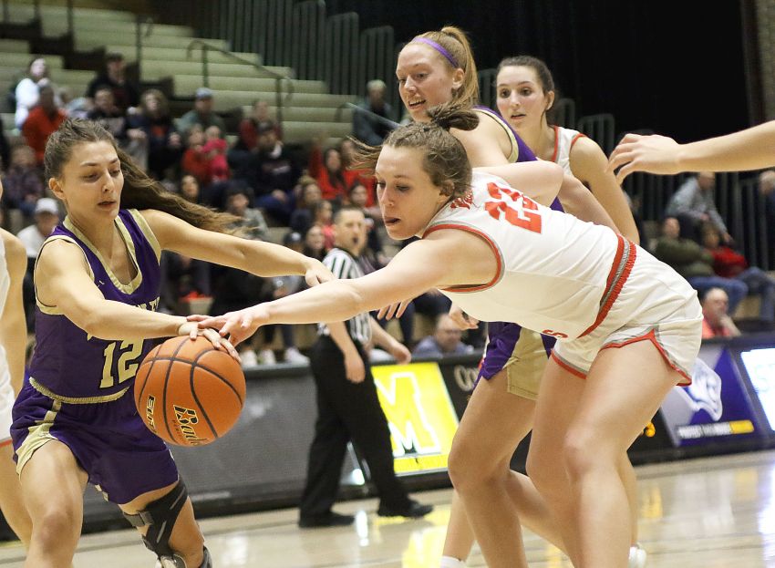 Wagner's Emma Yost commits to DWU women's basketball team 