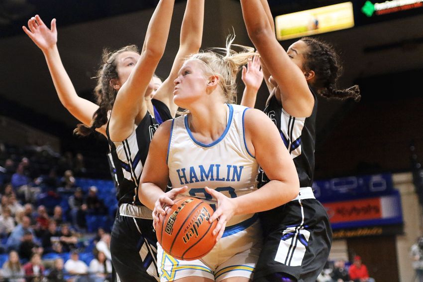 Feb. 4 Girls Basketball Roundup - No. 1 Hamlin holds down No. 2 Vermillion at Dak-XII/NEC Clash