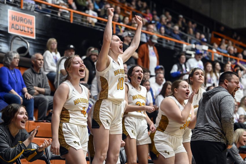 Class B Roundup - Wolsey-Wessington holds off Jones County, advances to Class B semifinals 