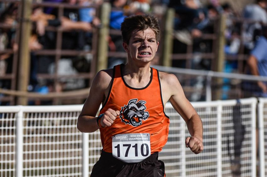 Philip Scotties capture third consecutive Class B boys cross-country championship 