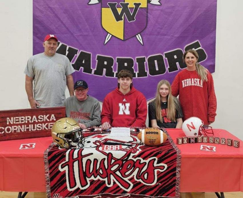 Winner's Shawn Hammerbeck signs with Nebraska Cornhuskers 