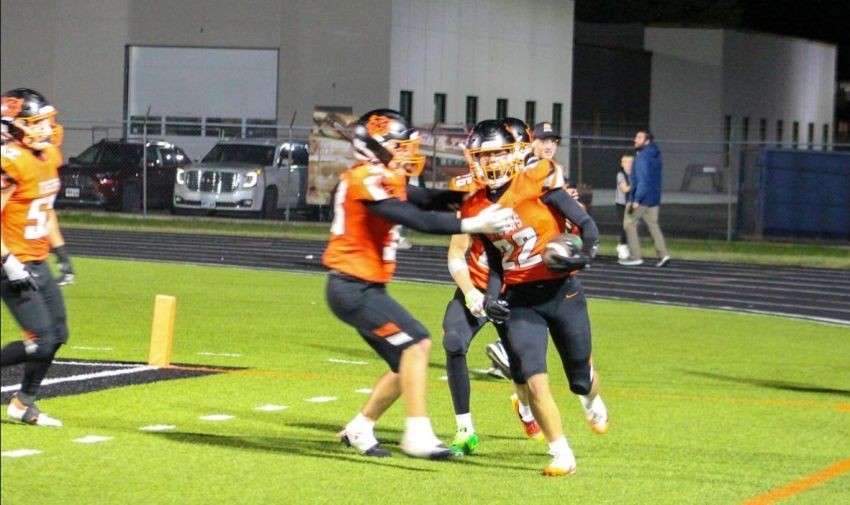 Jeremy Hofer’s pick-six pushed Huron to stunning win over top-ranked Pierre