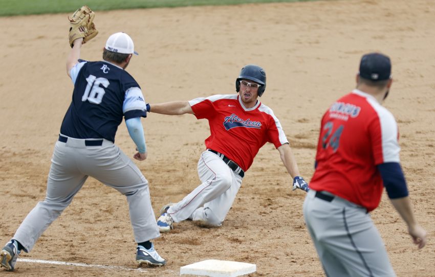 Aug. 7 Class A Amateur Baseball Roundup - Aberdeen Circus flies past Rapid City Diamondbacks for tourney win