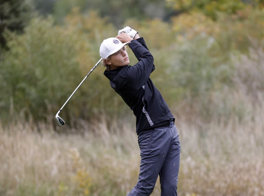 Vermillion, Tea Area's Newborg capture titles at Class A state golf tourney 