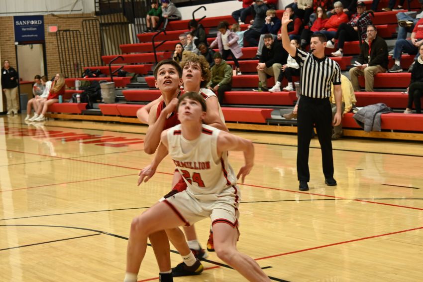 Jan. 23 Basketball Roundup - Vermillion boys pull past Pine Ridge for double-digit win 