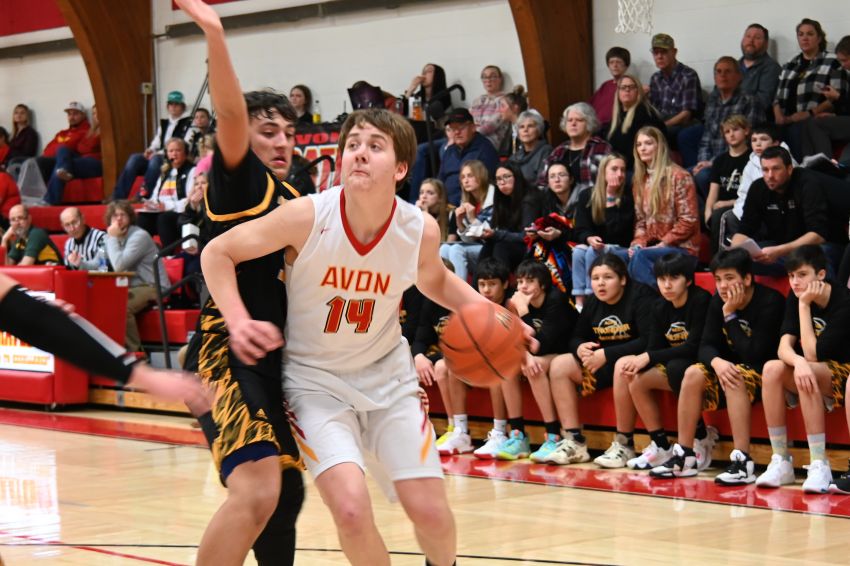 Jan. 20 Boys Basketball Roundup - Avon tops Andes Central/Dakota Christian behind Landon Thuryâ€™s 22 points 