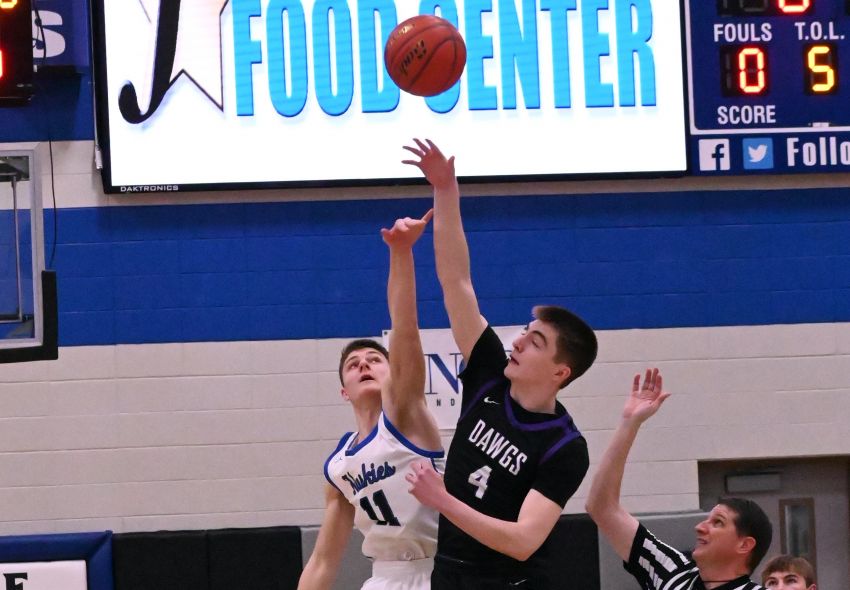 Feb. 10 Boys Basketball Roundup - Elk Point-Jefferson clips Beresford 