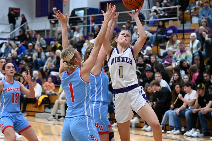 Dec. 19 Girls Basketball Roundup - Winner picks up double-digit win, coach Larry Aaker notches 200th career win 