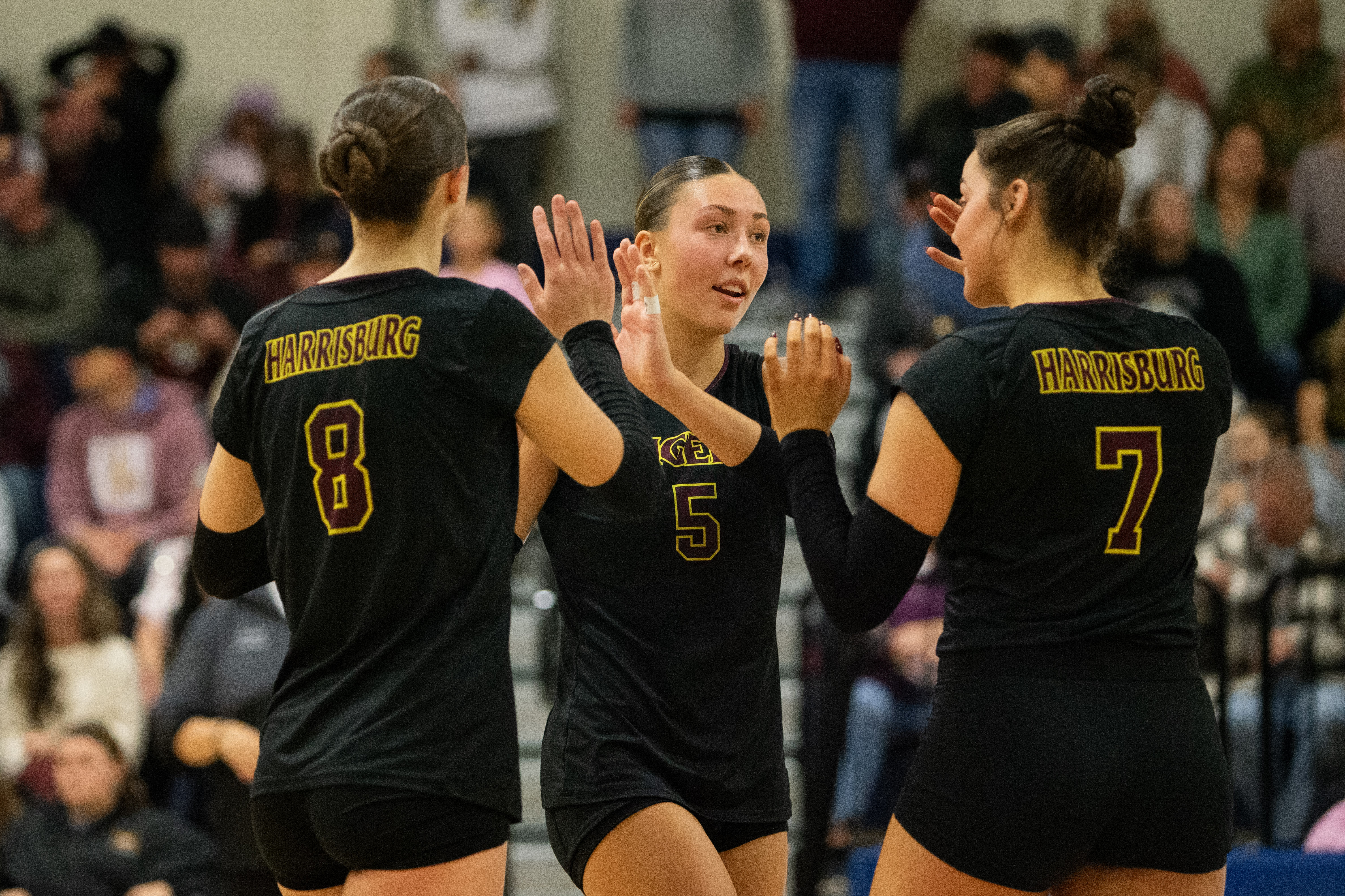 PHOTO GALLERY: HS Volleyball - SF O'Gorman at Harrisburg 