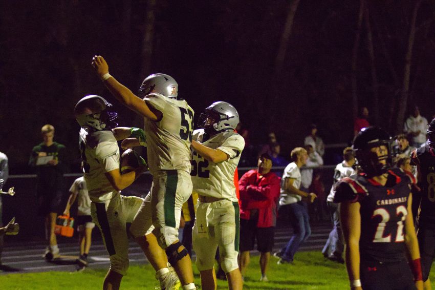 Emmerson Larson’s late touchdown grab pushes Clark/Willow Lake over unbeaten Deuel