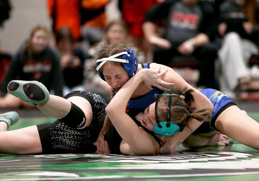 Canton powers past Harrisburg to win inaugural Region 2 girls wrestling tournament